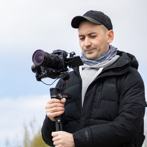 Режиссер монтажа, видеомонтажер