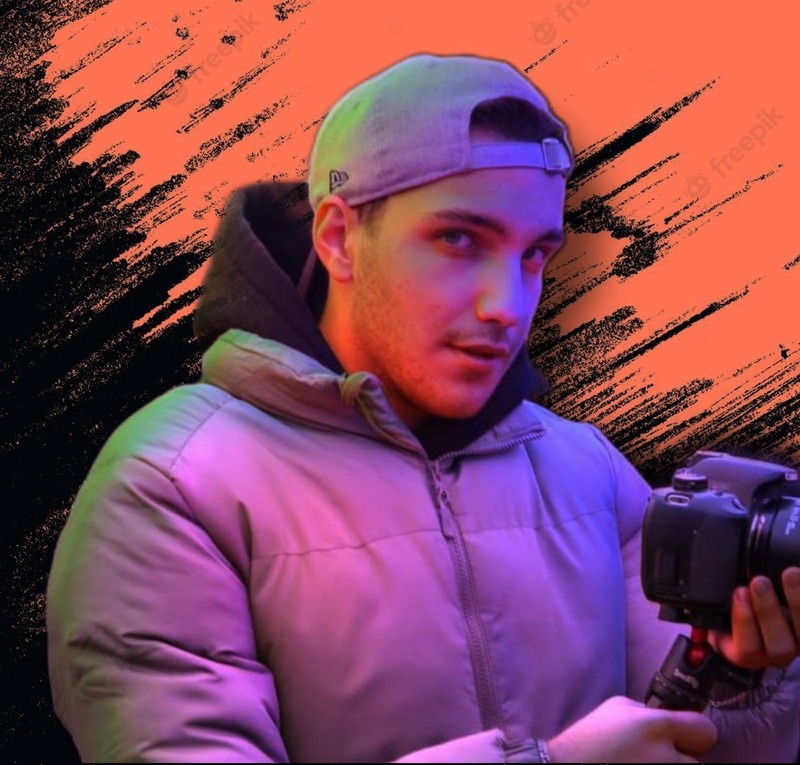 Видеомонтажёр