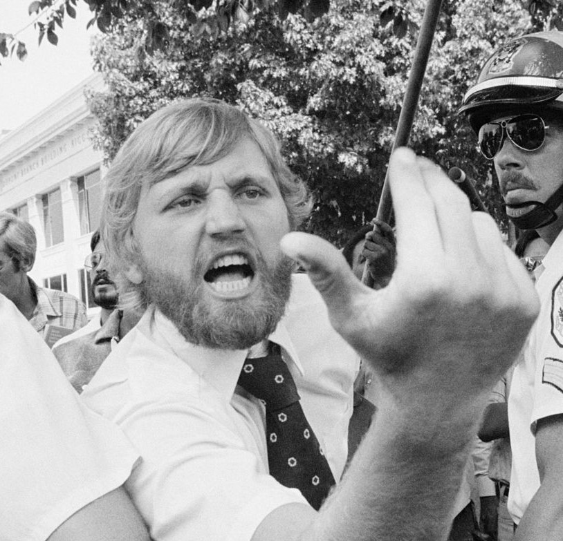 Видеомонтажер / Моушн-дизайнер
